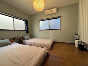 上網、床單