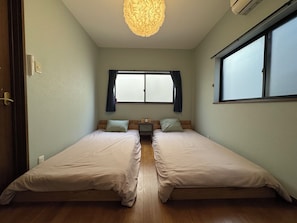 上網、床單