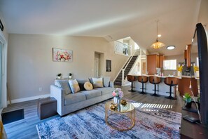 Smart TV, fireplace, computer monitors