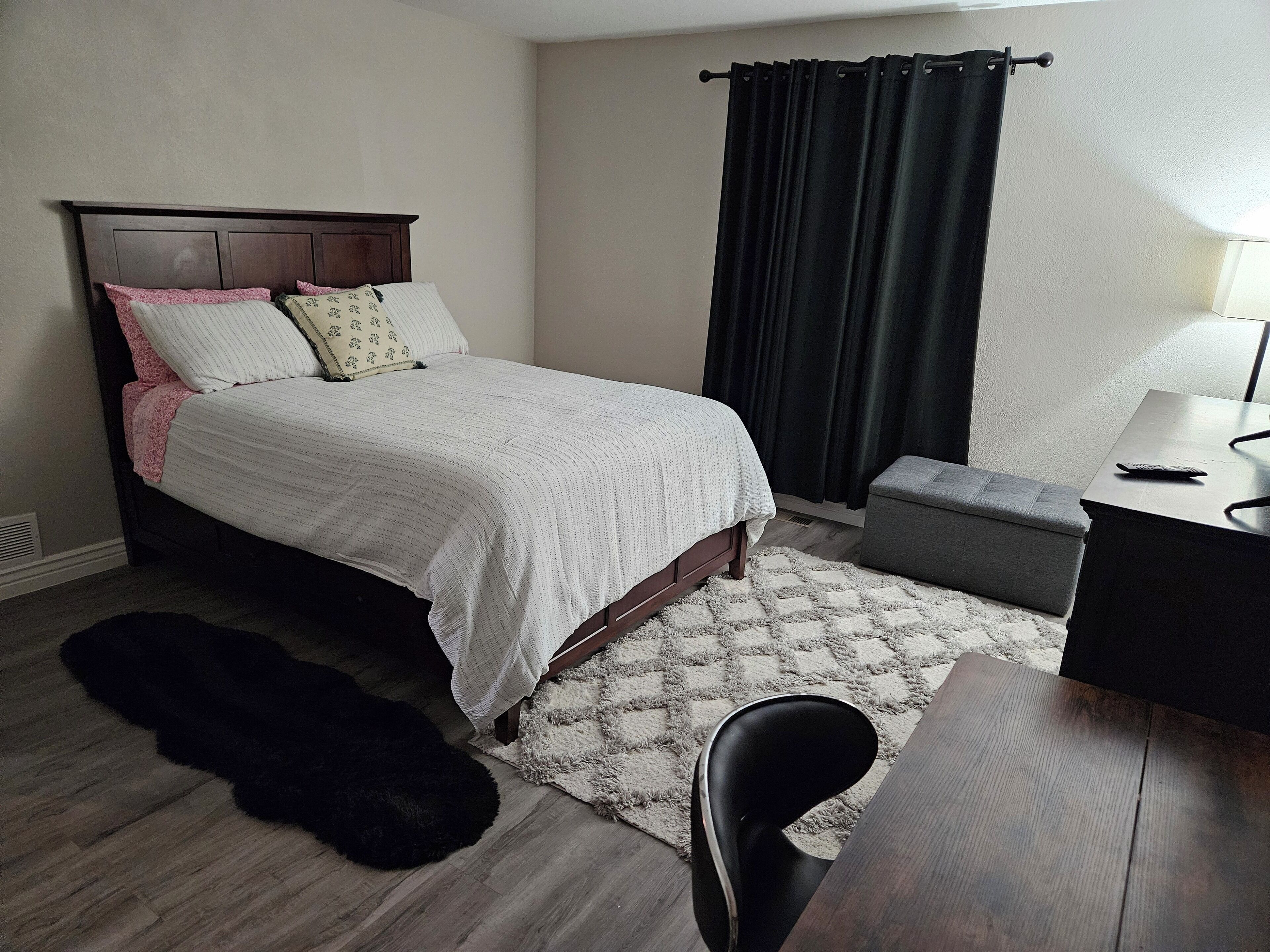 3 dormitorios, tabla de planchar con plancha, wifi y ropa de cama