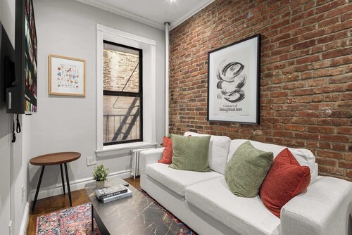 Stylish Nolita Gem | Walk to SoHo & Little Italy