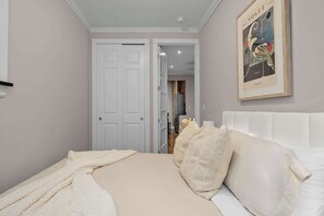 2 Schlafzimmer, Bügeleisen/Bügelbrett, Internetzugang, Bettwäsche