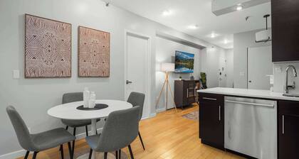 Stylish 2BR Apartment in the Heart of East Village