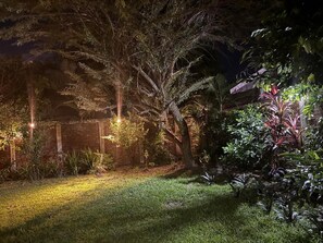 Property grounds - Claudias Room. Mini Eco Ambiente (San Salvador)