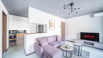 Apartment | Living area