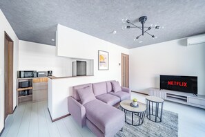 Apartment | Living area