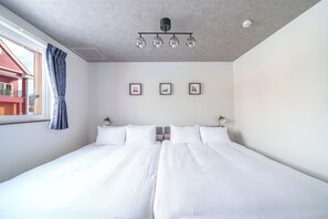 Apartment | Iron/ironing board, free WiFi, bed sheets