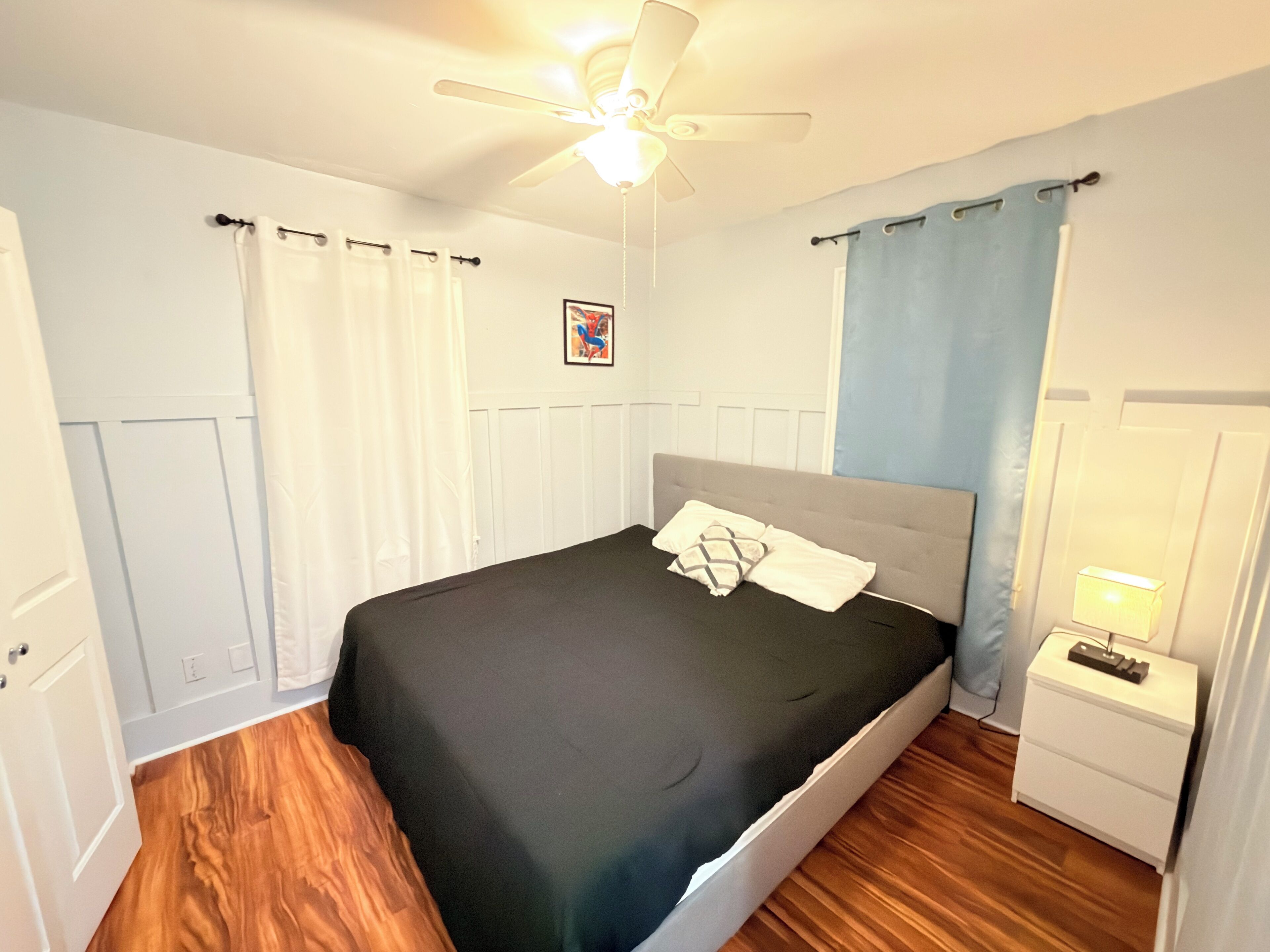 Internet, bed sheets