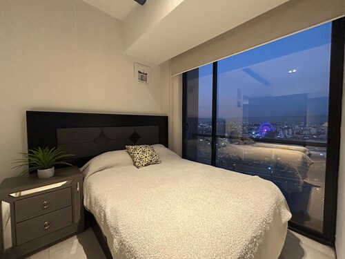 SPACIOUS APARTMENT IN EXCLUSIVE AREA OF PUEBLA, BEST VIEW