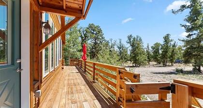 Spacious & Cozy Mountain Cabin in Fairplay
