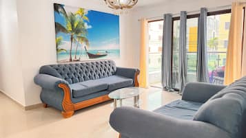 Lejlighed - 4 soveværelser - ryger - balkon | Opholdsområde