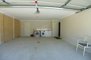 Interior - Explore the great South West in comfort. (South Bunbury)