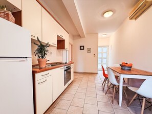 Fridge, microwave, cookware/dishes/utensils - Tatjana by Interhome (Zaton)