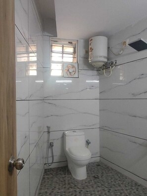 Bathroom - Smart Plugins Hotels (Bengaluru)