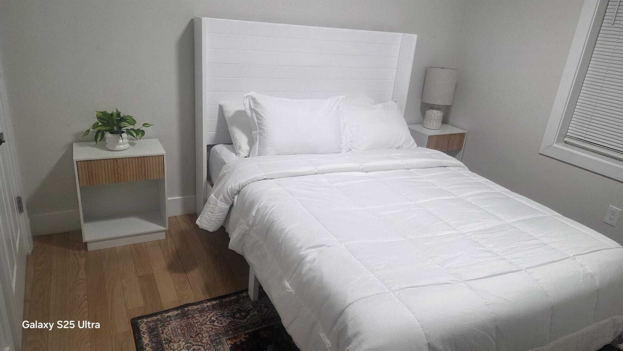 3 chambres, fer et planche à repasser, Wi-Fi, draps fournis