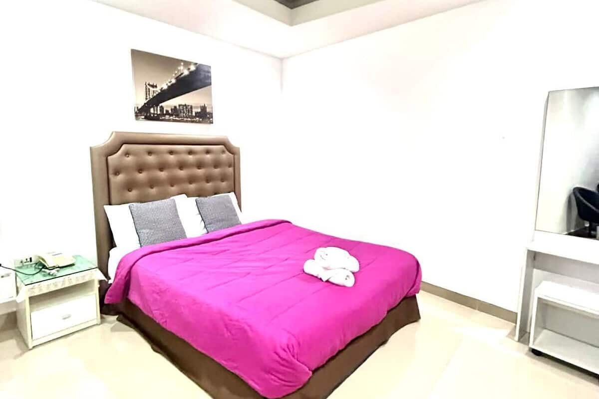 Deluxe Double Room, Balcony | Desk, free WiFi