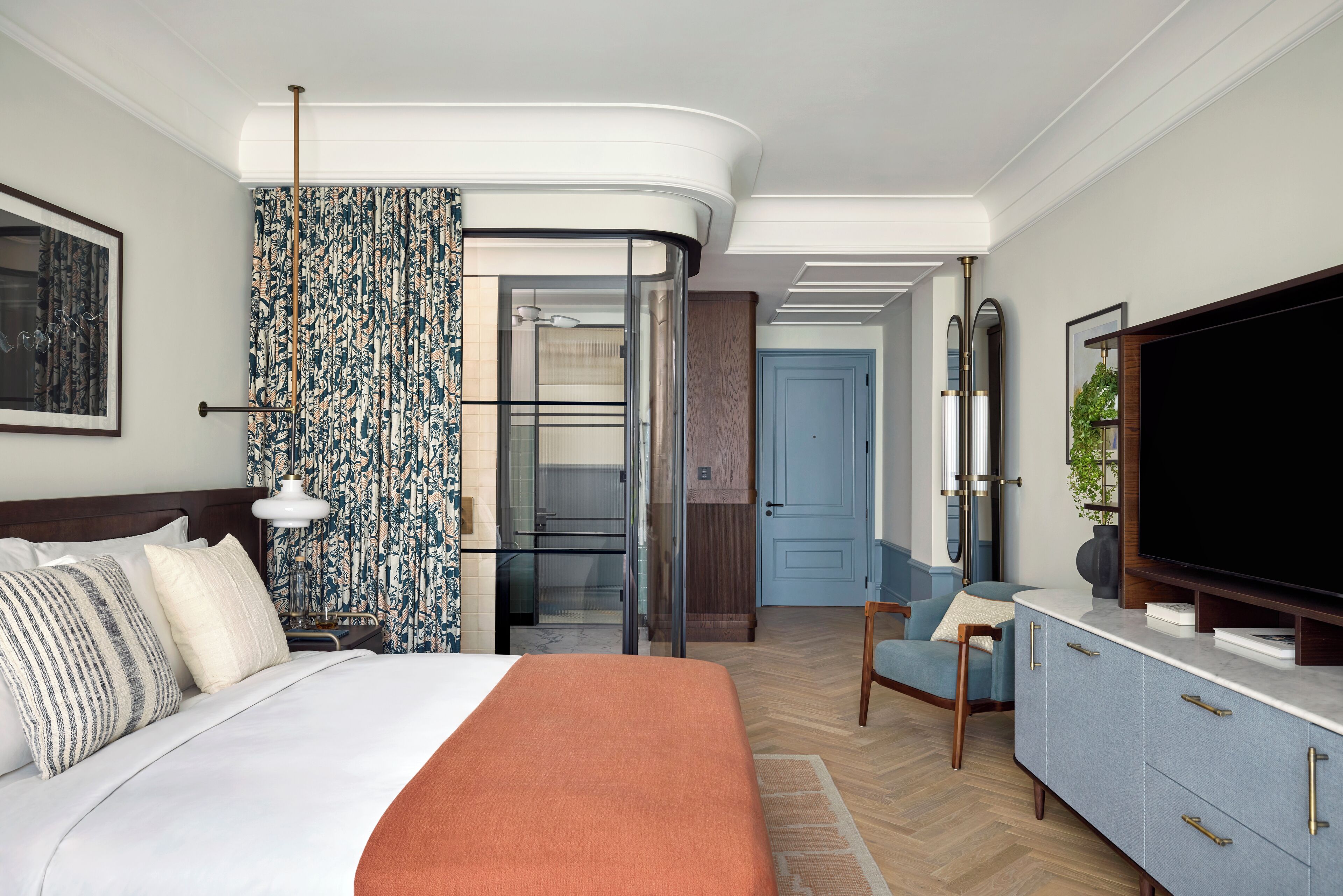 Superior kamer | Luxe beddengoed, donsdekens, een minibar met enkele gratis items