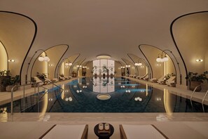 Indoor pool - Six Senses London (London)
