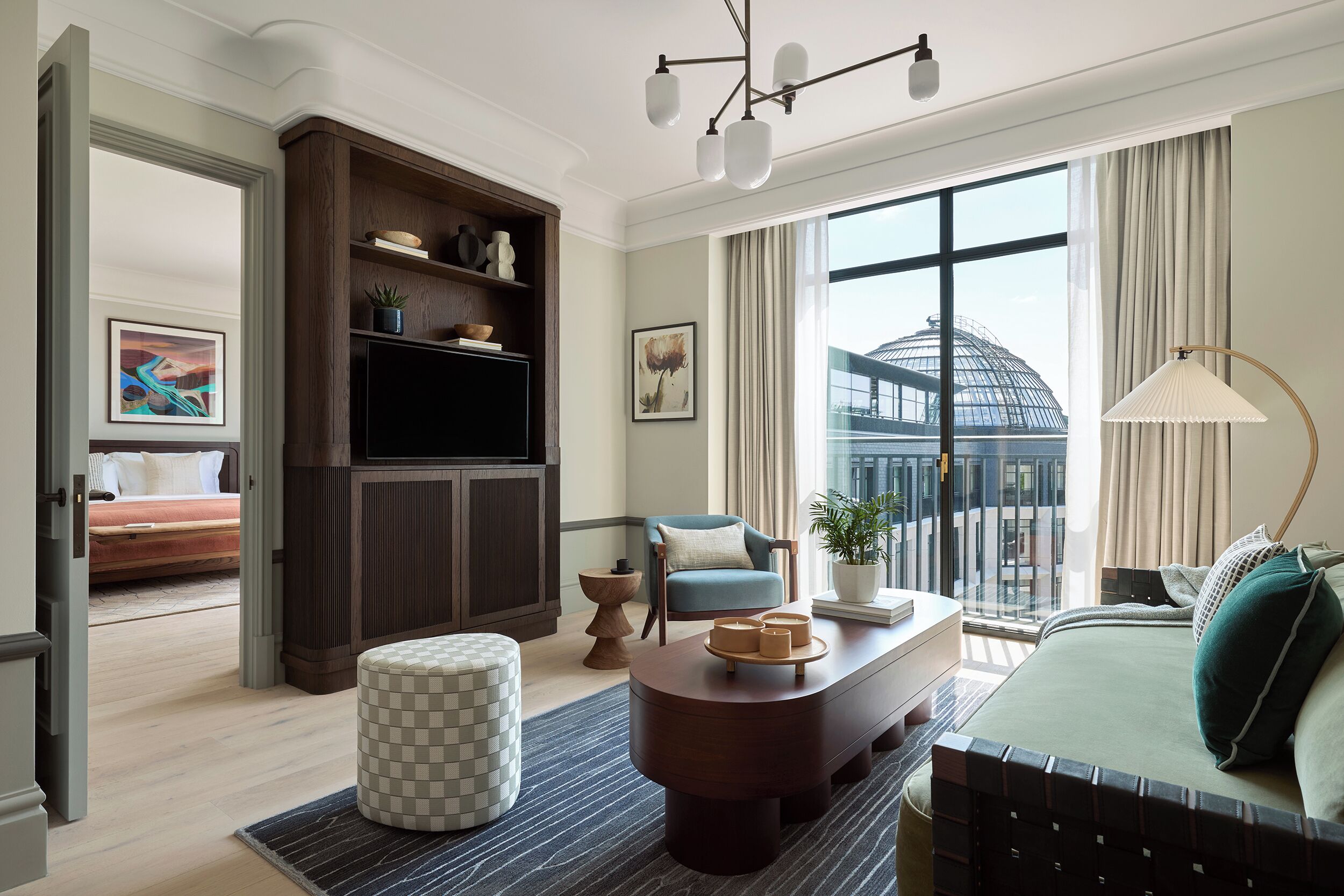 Courtyard Suite | Premium bedding, down comforters, free minibar items, in-room safe