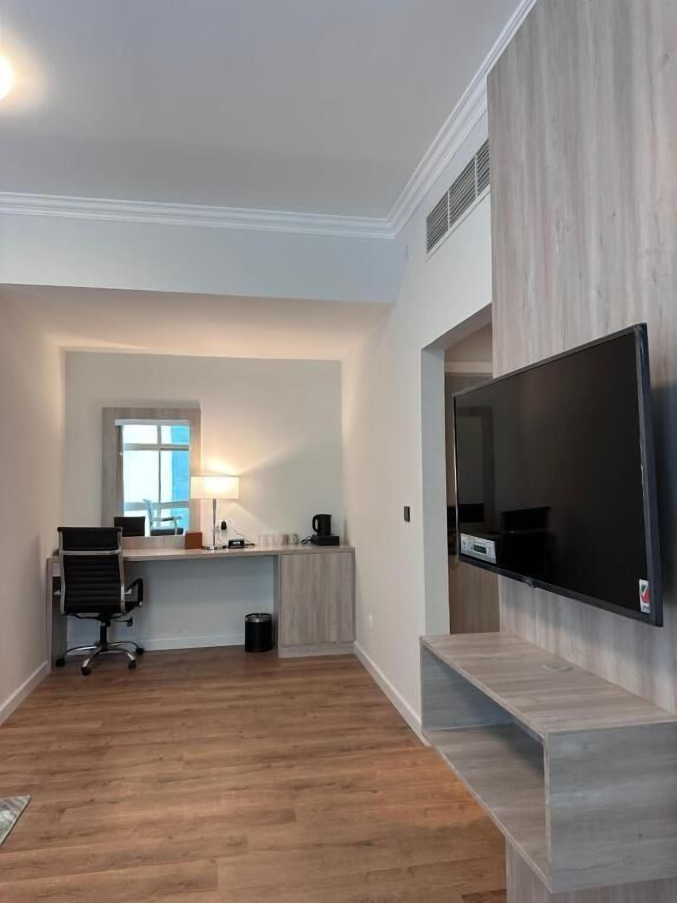 Habitación Deluxe doble, vistas a la ciudad | Interior