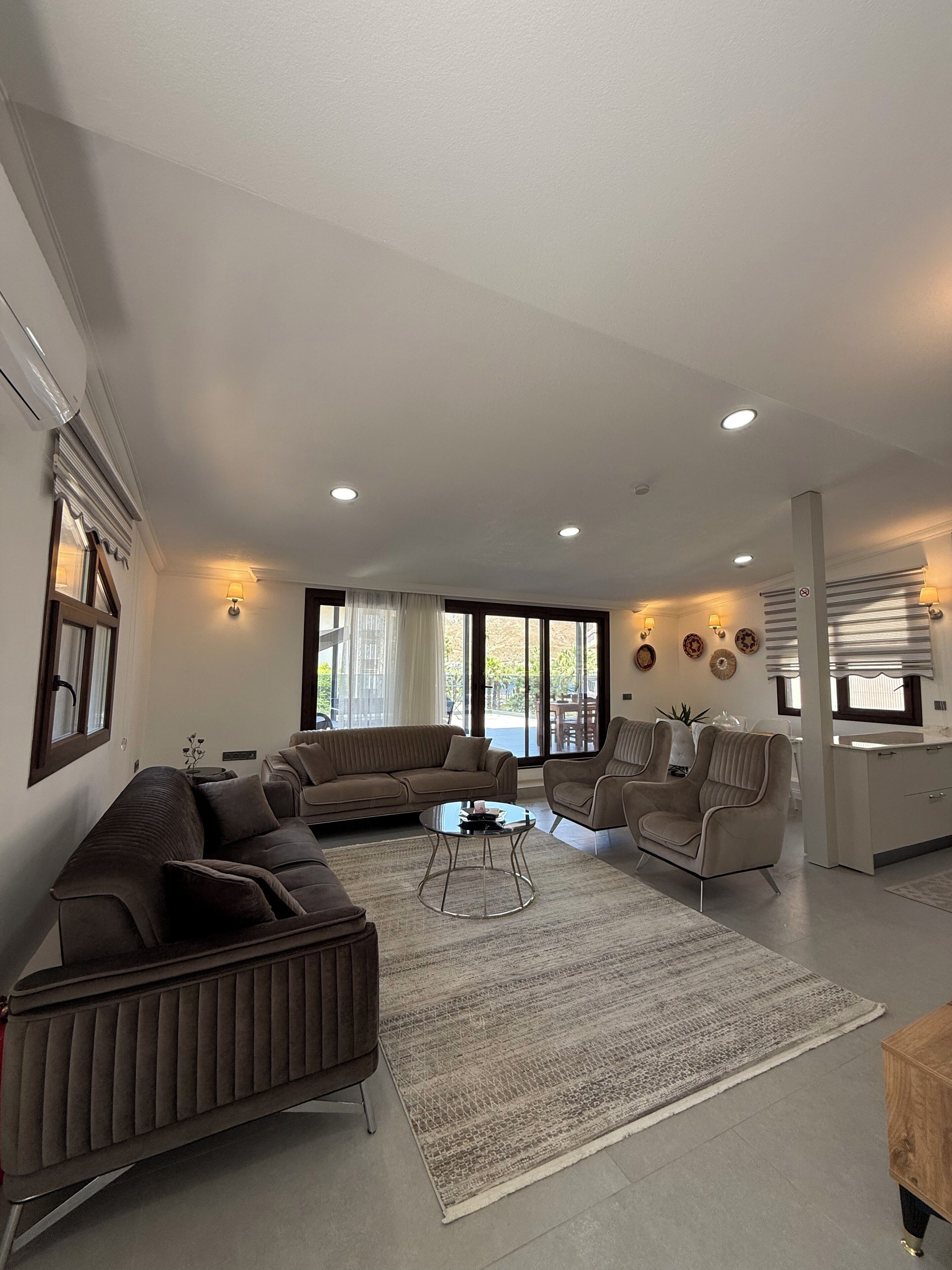 奢华顶层房, 多张床, 厨房, 海滩景观 | 起居区