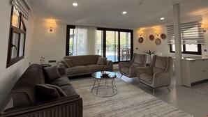 Luxury Penthouse, Berbilang Katil, Kitchen, Beach View | Ruang tamu