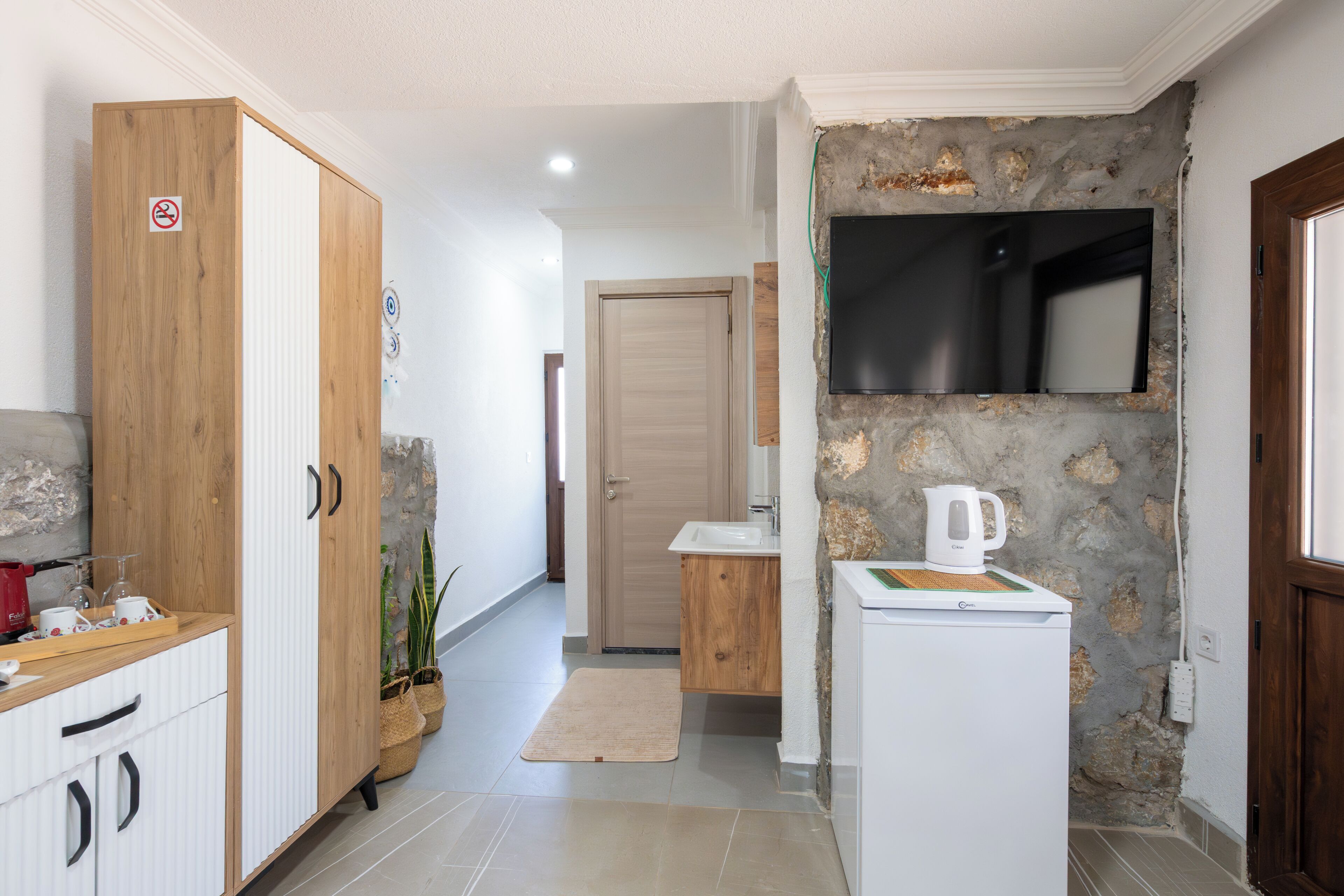 شقة كلاسيكية - سرير مزدوج - لغير المدخنين - على الشاطئ | مكواة/لوح كي وواي فاي مجانًا