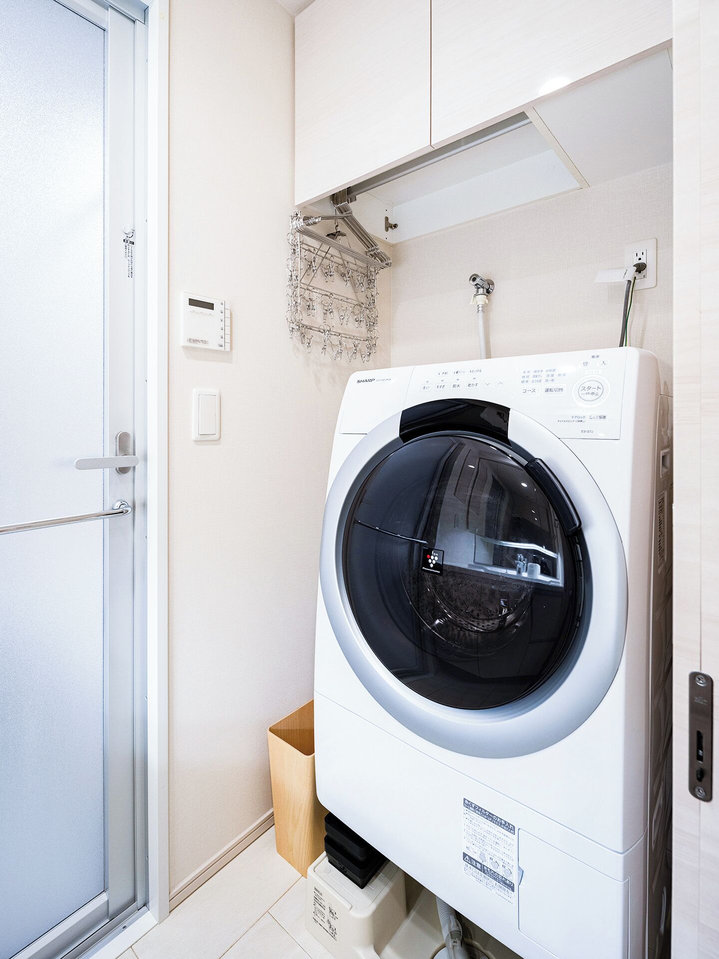 Premier One-Bedroom Apartment | 浴室 | 独立的浴缸和淋浴、吹风机、拖鞋、毛巾