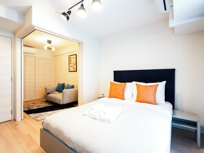 Executive Apartment | 노트북 작업 공간, 암막 커튼, 방음 설비, 다리미/다리미판