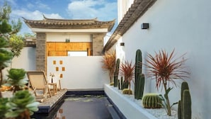 Garden - Dali Ancient City Bantian Homestay (Dali Ancient City Branch) (Dali)
