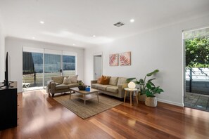 Téléviseur, livres