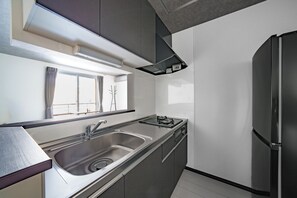 アパートメント | 専用キッチン | 冷蔵庫、電子レンジ、コンロ、ハイチェア