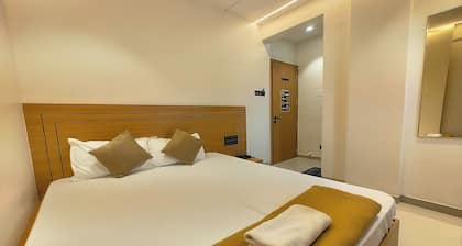 Sai Pavilion Lodging