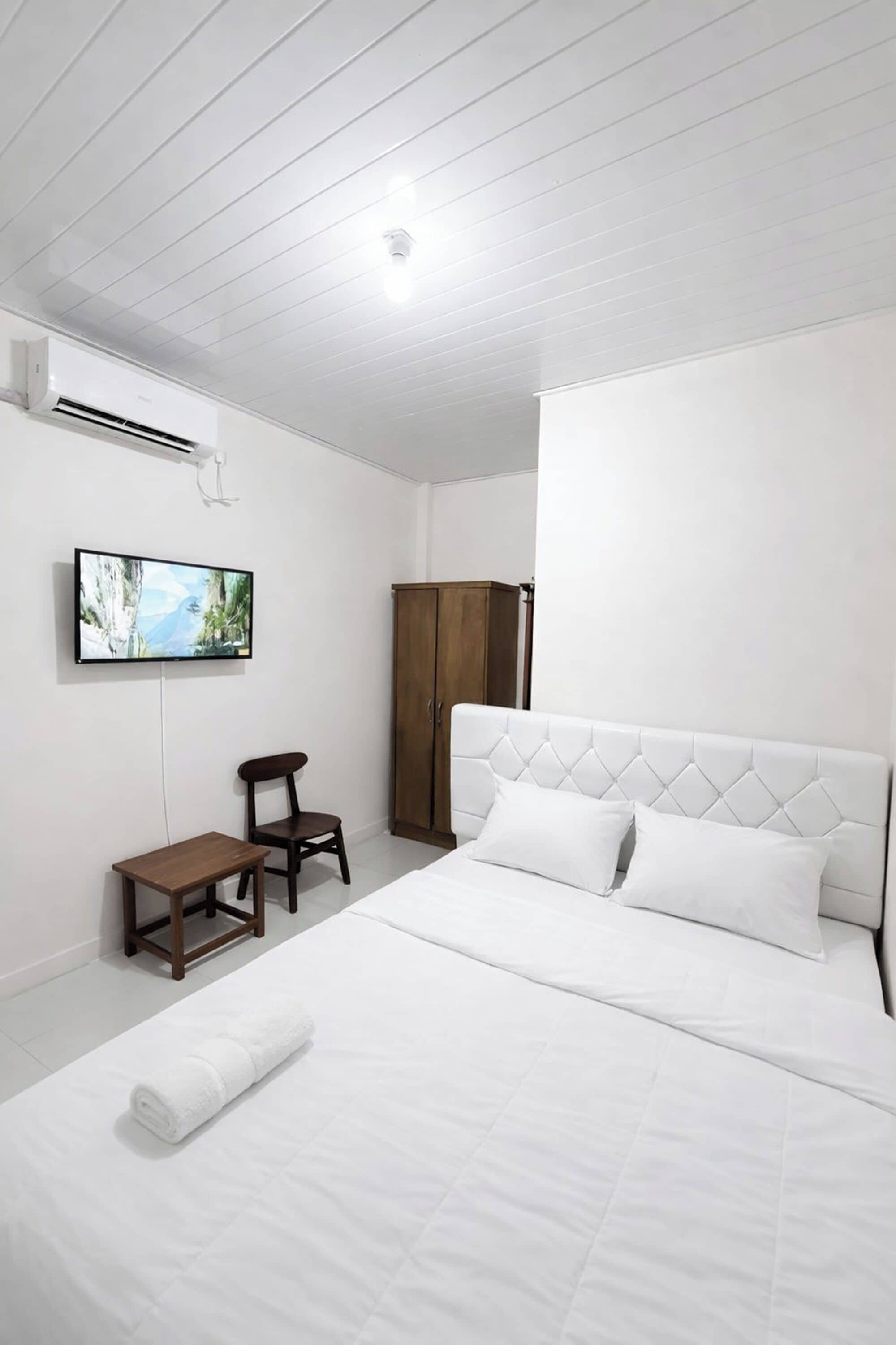 Standard Room with AC | Desk, free WiFi