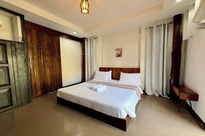 스탠다드 더블룸 | 책상, 무료 WiFi, 침대 시트