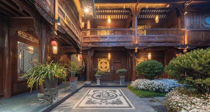 Yiyun Tingju Viewing Ancient Courtyard