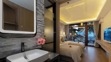 Desk, blackout curtains, free WiFi, bed sheets