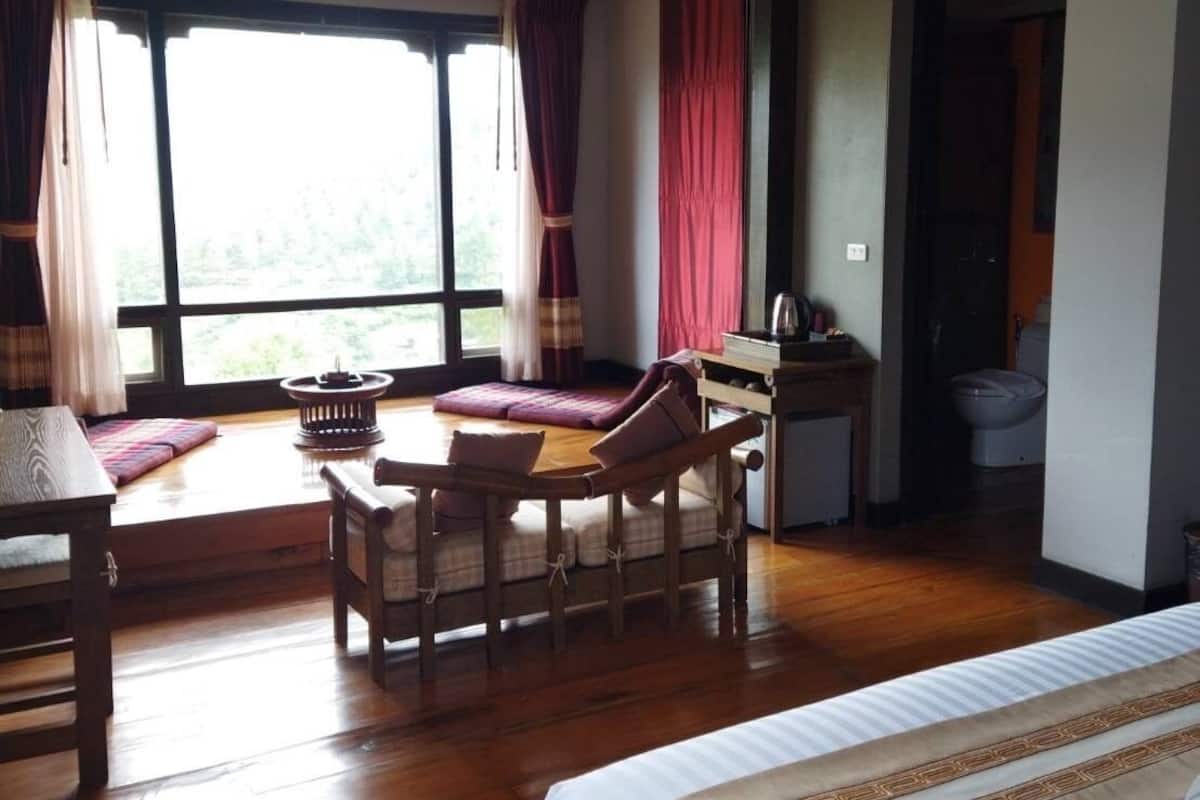 Deluxe Double Room, Balcony, Mountain View | Iron/ironing board, free WiFi