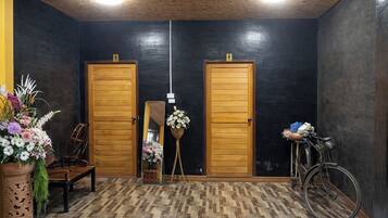 تفاصيل الفندق من الداخل