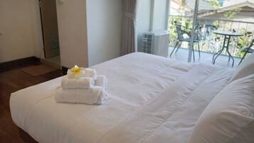Premier Double Room | Minibar, desk, blackout drapes, iron/ironing board