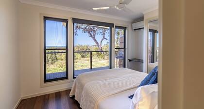 Secluded Off-Grid Ocean View Cabin | Sleep Four | Peaceful Nature Escape