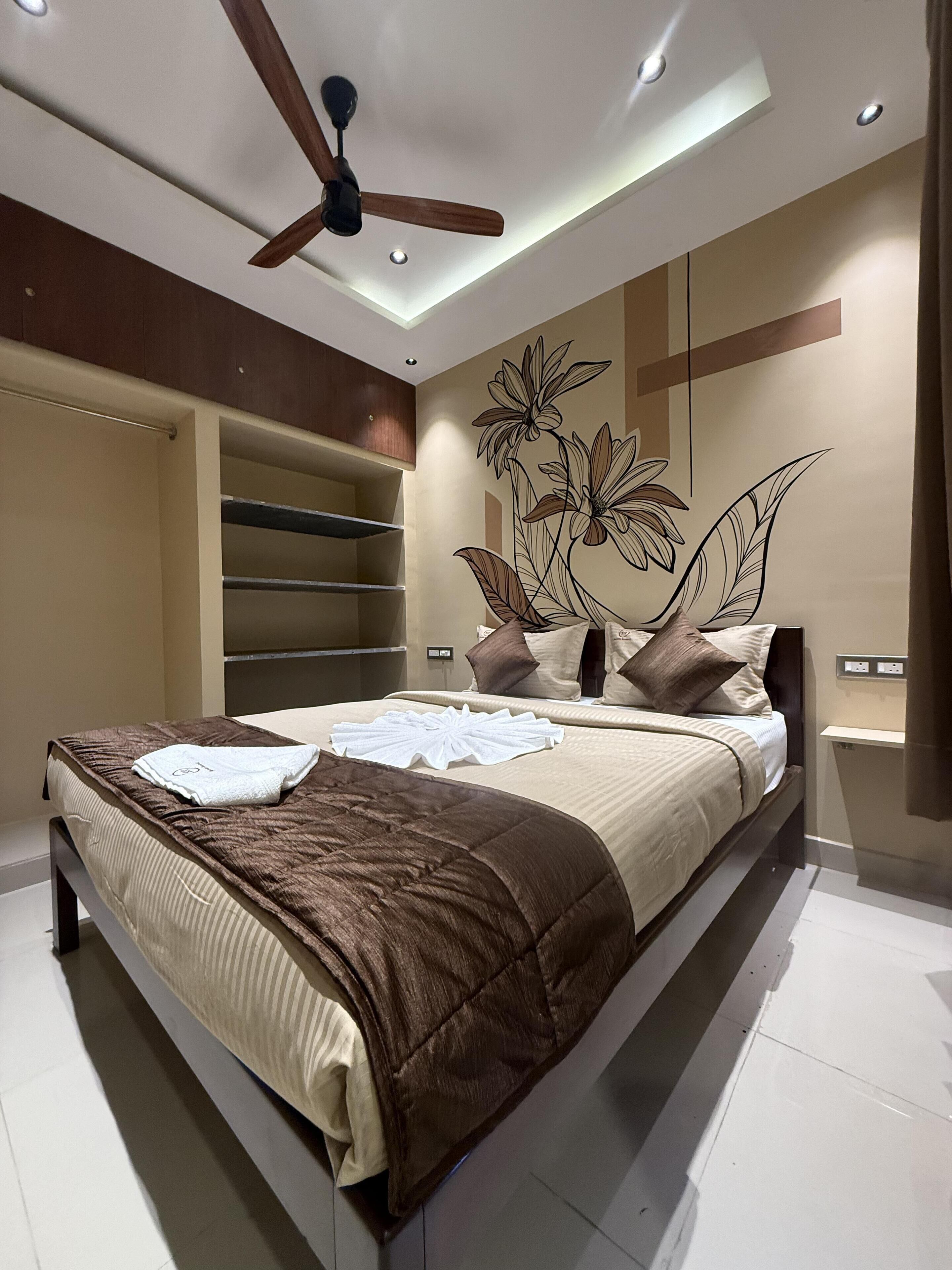 Familieleilighet, balkong, byutsikt | Skrivebord, skrivebord for bærbar PC og wi-fi (inkludert)