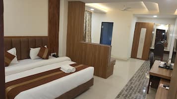 Premium Double Room | Laptop workspace, blackout drapes, soundproofing, iron/ironing board