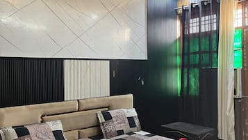 Wifi gratis y ropa de cama