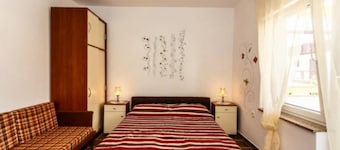 Family Apartmani Sara Malinska