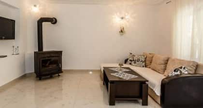 Family Apartmani Sara Malinska