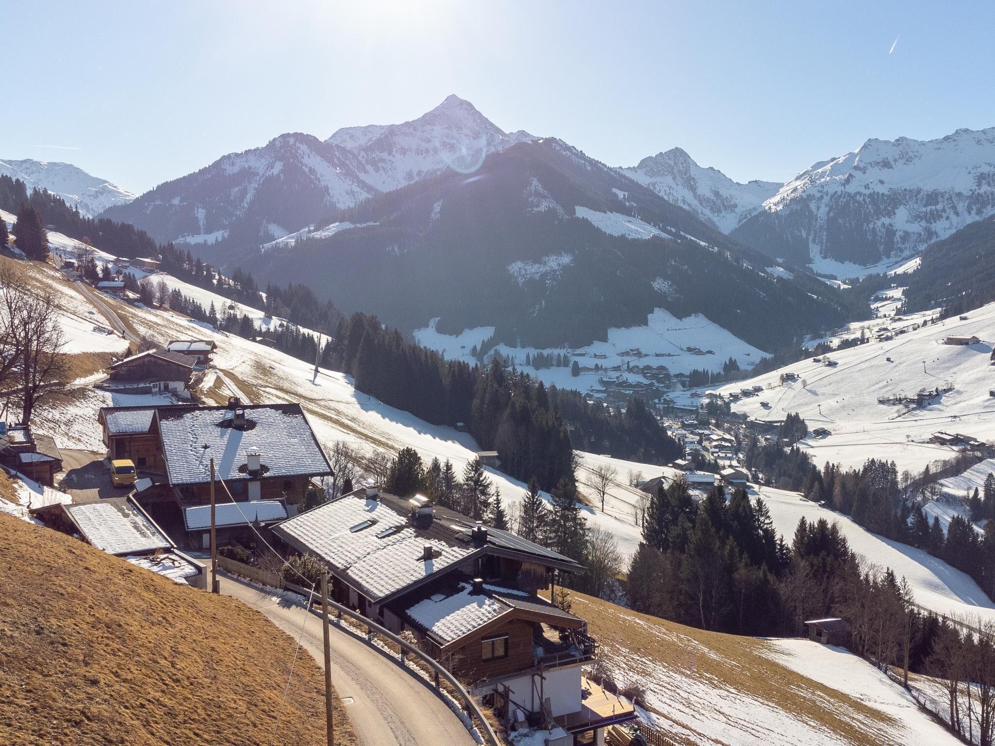 Außenseite Ferienhaus [Winter]