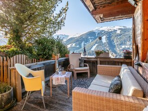 Property grounds - Holiday apartment with fantastic mountain views (Alpbach)
