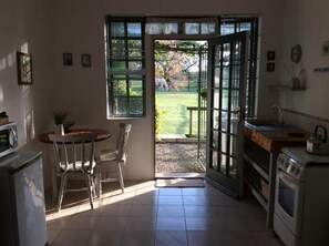 Microondas, utensilios de cocina