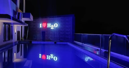 Pool. H2O Valley lgatpuri